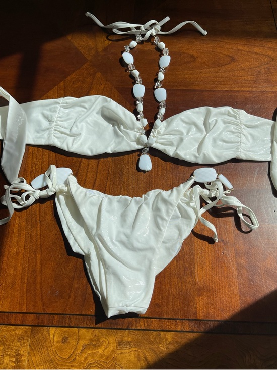Beach Bunny Other - Beach bunny mermaid Glitter in the Air bikini L top, XL bottoms Giraffe Bikini